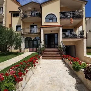 Ante Apartman